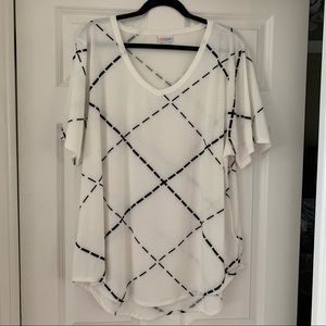 LuLaRoe Iris Tee